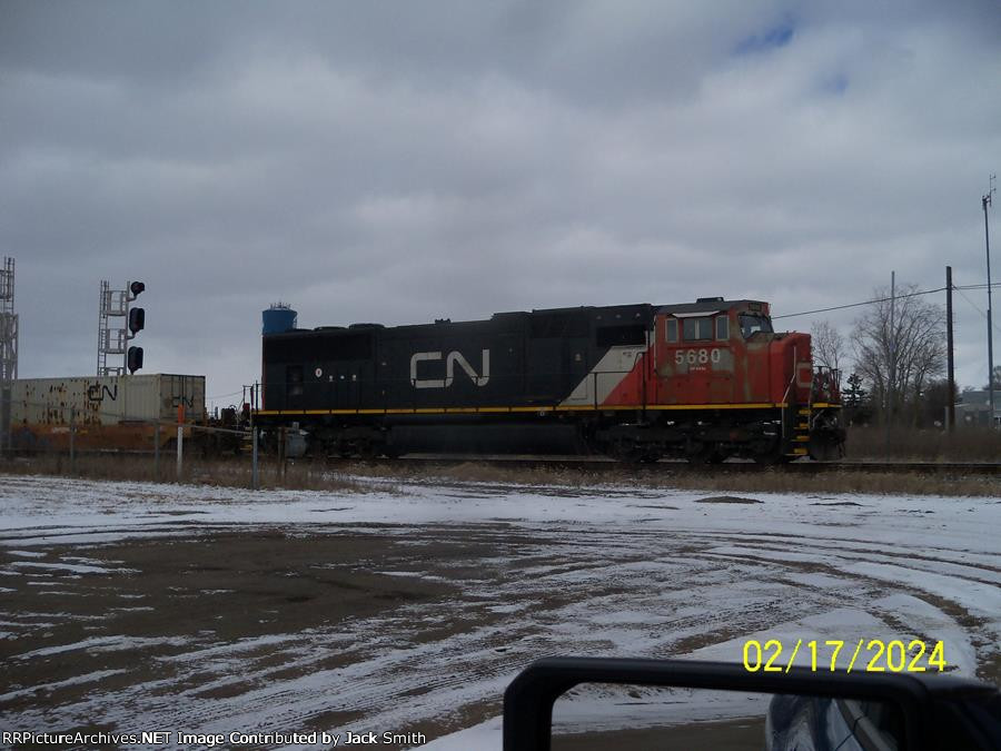 CN 5680